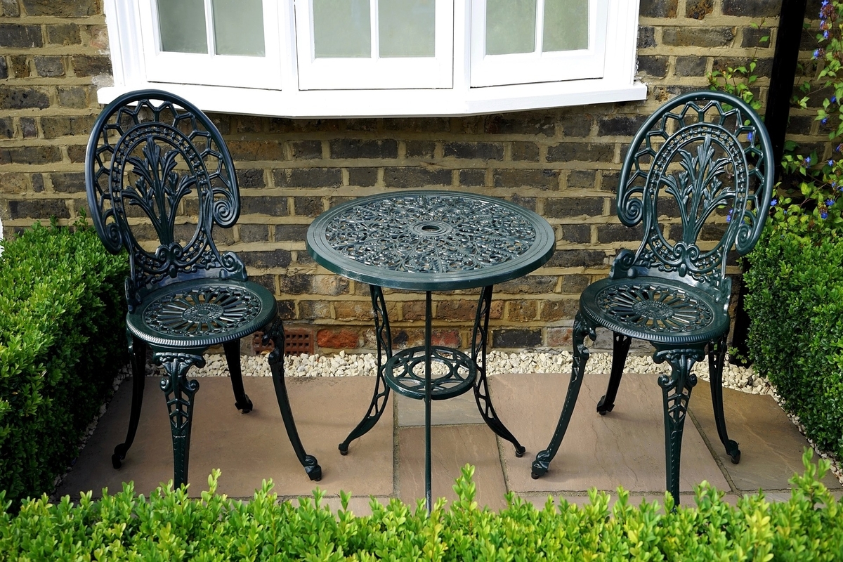 antique wrought iron patio chairs