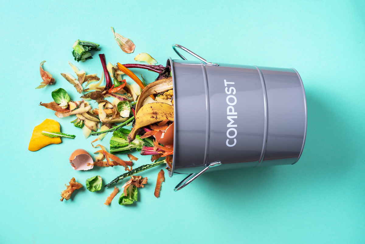 How To Turn A 5 Gallon Bucket Into A DIY Compost Bin HappySprout   Shutterstock 1682243689 